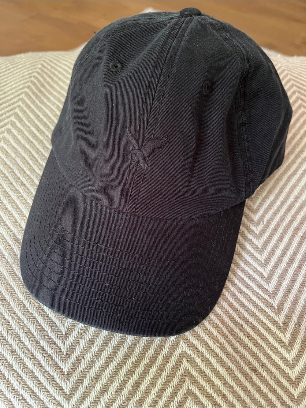 American Eagle Men's Classic Essential LOGO Baseball Cap Hat Black OS (NWT)